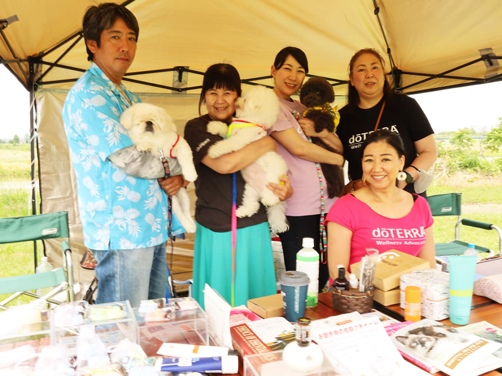 わんちゃんが多摩川河川敷に大集合！ミズベリング聖蹟桜ヶ丘で「せいせきドッグフェスタ」が開催されました！